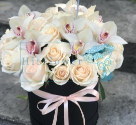Цветочная композиция из Розы и Орхидеи