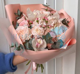Букет цветов из: Розы и Орхидеи
