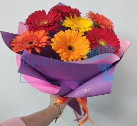 Букет цветов из: Герберы